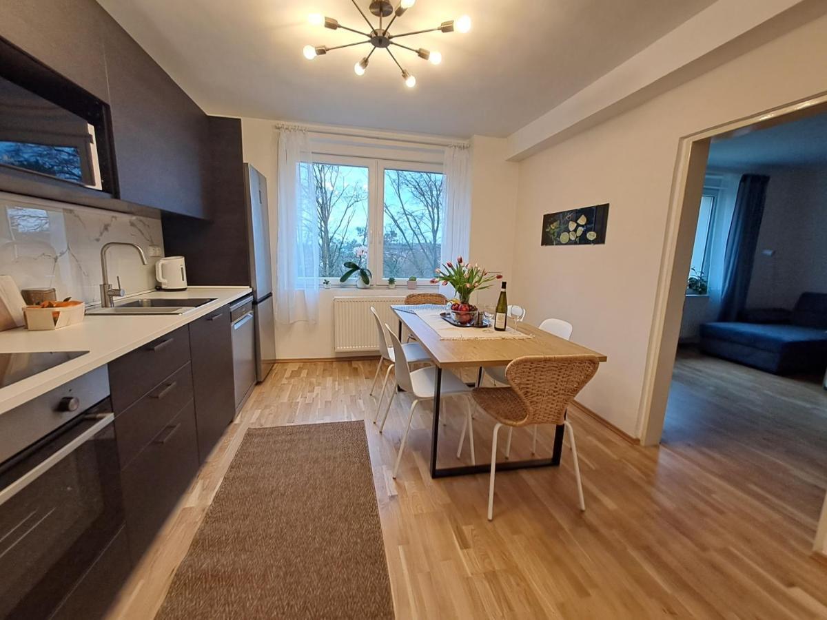 Apartmanovy Dum Se Zahradou V Klidne Casti Prahy 프라하 외부 사진