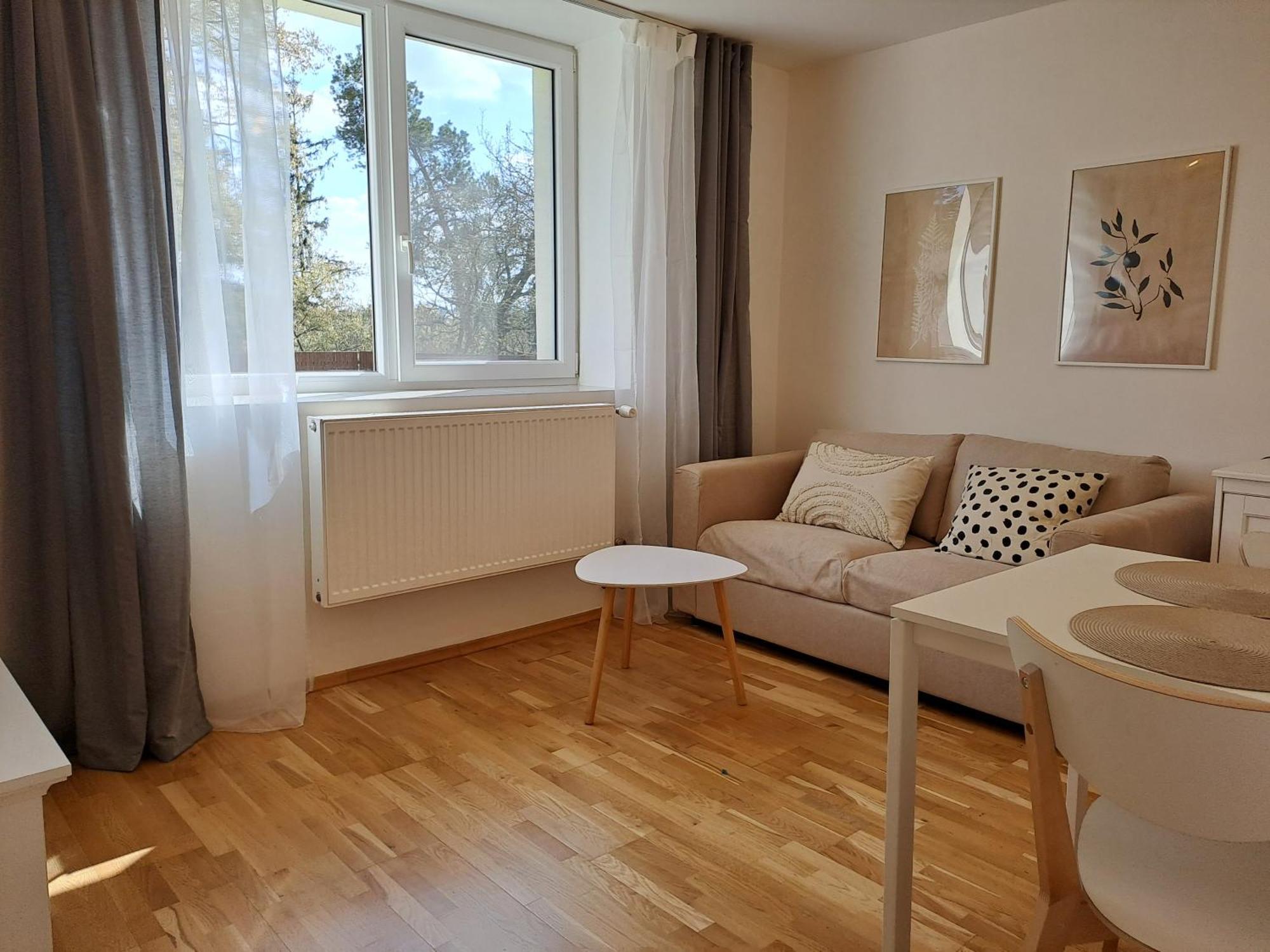 Apartmanovy Dum Se Zahradou V Klidne Casti Prahy 프라하 외부 사진